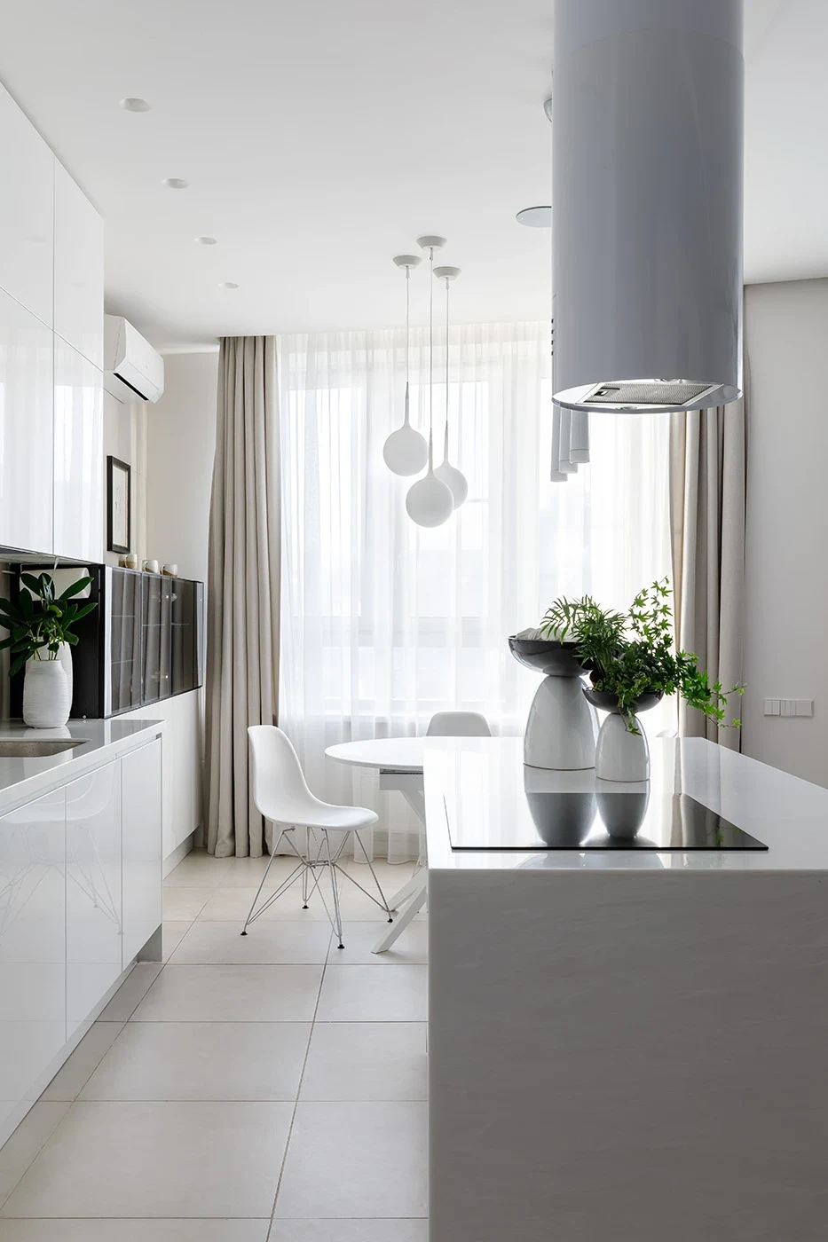 БЕЛЫЙ МИНИМАЛИСТИЧНЫЙ ИНТЕРЬЕР