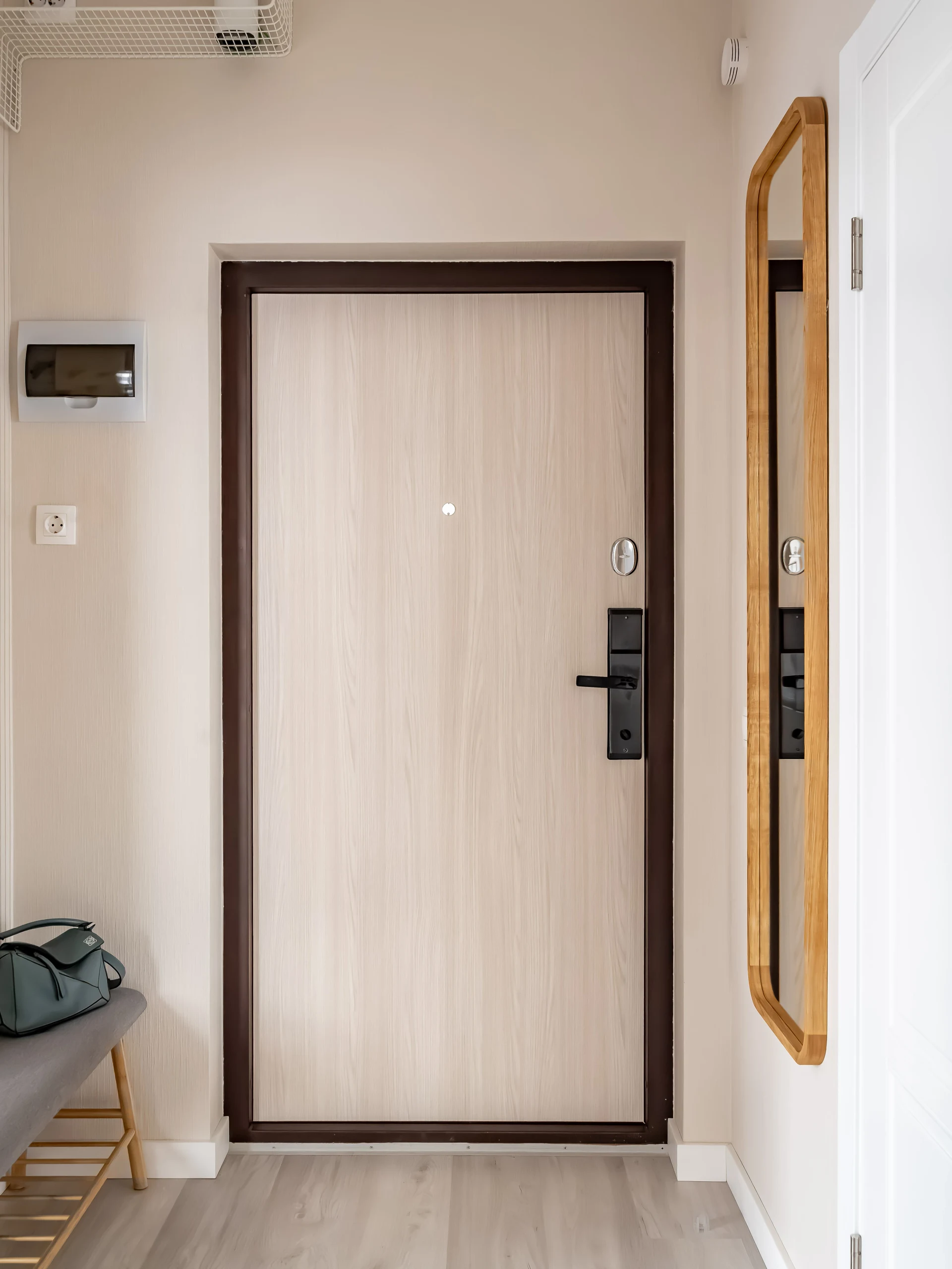 Фарфоровская 7